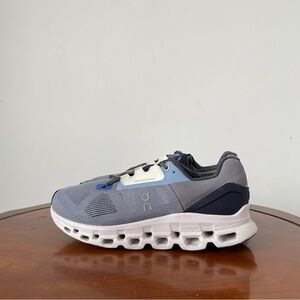 On Running Cloudstratus Men’s Running Shoes | US 8